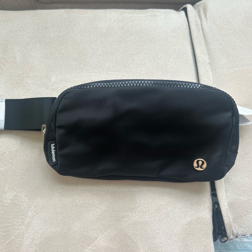 lululemon athletica Black Belt Bag
